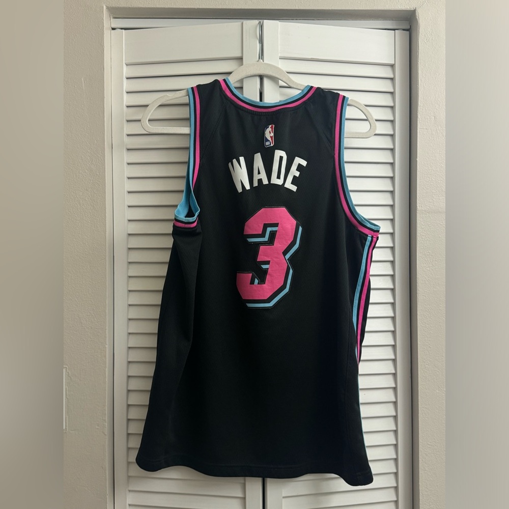 Nike/NBA Dwayne Wade Miami Vice Nights Swingman Jersey